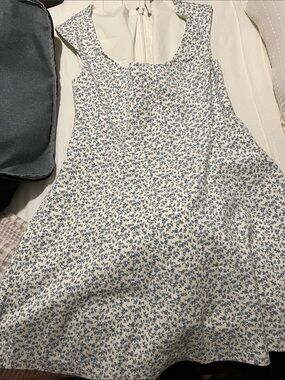 Abercrombie & Fitch White Dress with Subtle Blue Trim
